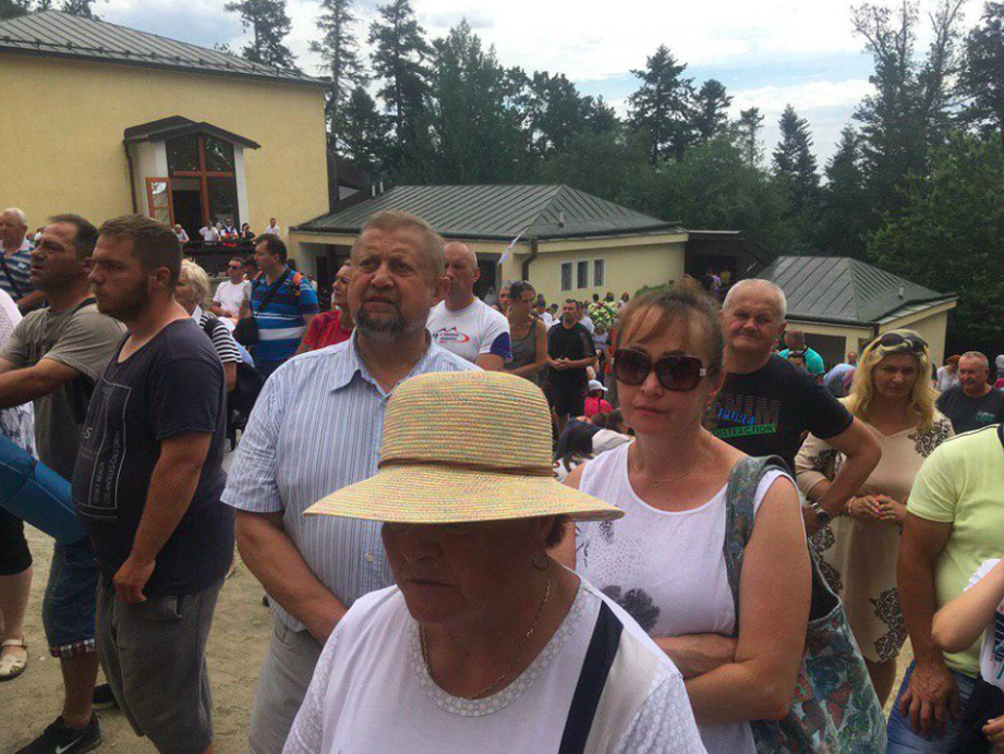 Snímka obrazovky 2019 08 04 o 9.11.31 VIEME PRVÍ Harabín DAL exPREMIÉROVI MEČIARovi KOPAČKY. Akou CESTOU sa VYDÁ ?