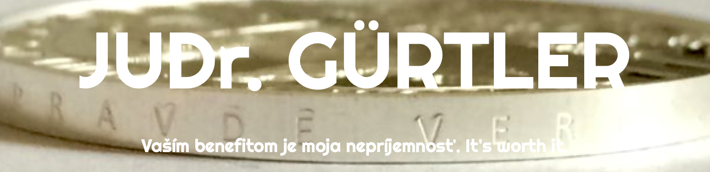 Snímka obrazovky 2020 01 09 o 18.32.10 Veľká drevená socha Trumpa v slovinskom Moravče zhorela do tla, niekto ju podpálil
