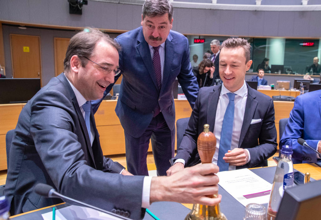 Snímka obrazovky 2018 12 12 o 9.29.19 DEZinformácie sú akútna a strategická HROZBA pre demokraciu, uviedol štátny tajomník Ružička