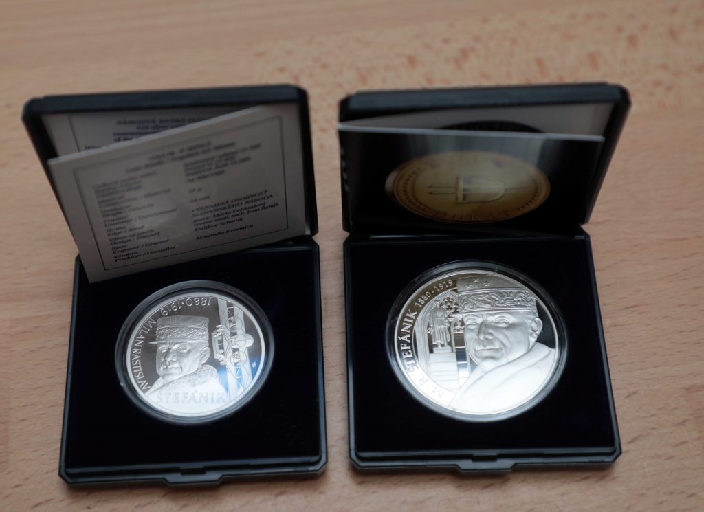 HokejovyDukat2 1024x745 HOKEJOVÝ KOŠICKÝ DUKÁT. Získať ho môže iba 3 tisíc záujemcov