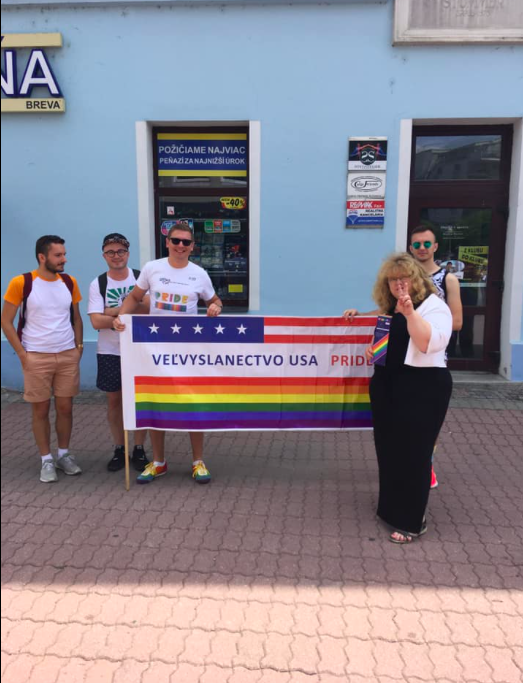 Snímka obrazovky 2019 06 30 o 7.56.40 MATOVIČ: LGBTI a vyznávači SATANa v Banskej Bystrici. Odporný GRC. Tie FOTKY musíte vidieť